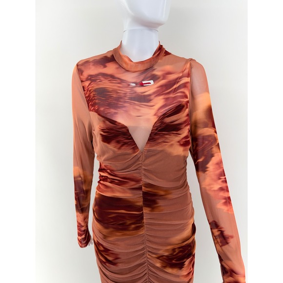 BLACK HALO Ruched Mesh Maxi Dress Sunset Cloud Print Mock Neck Slit Size 12 - Picture 4 of 9